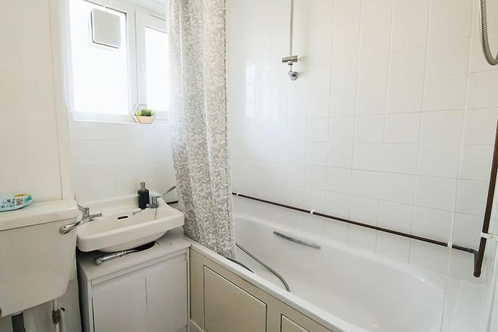 Comfy 1Br Flat V Close To Euston And Regent'S Park Londres Exterior foto